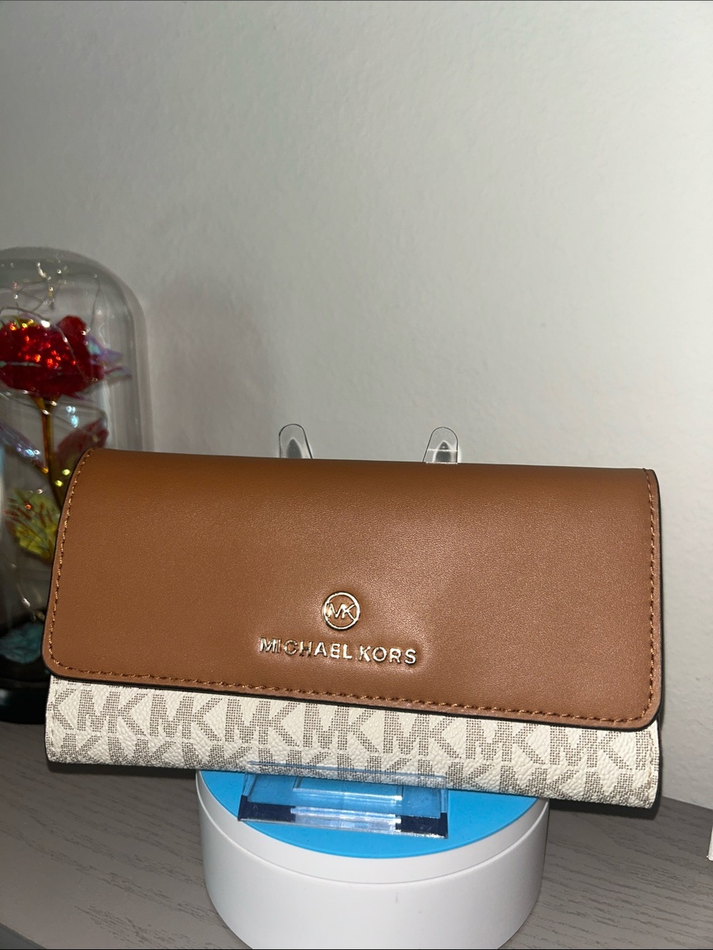 Michael Kors Tan Leather & Signature Canvas Continental Wallet - Picture 5 of 9